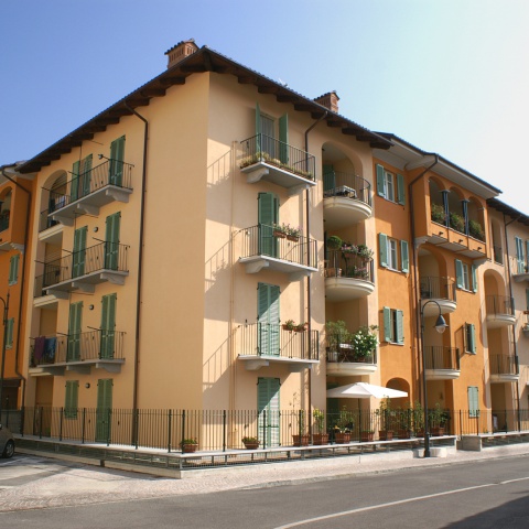 Mimosa Piazza Romanisio - Unità abitative e commerciali