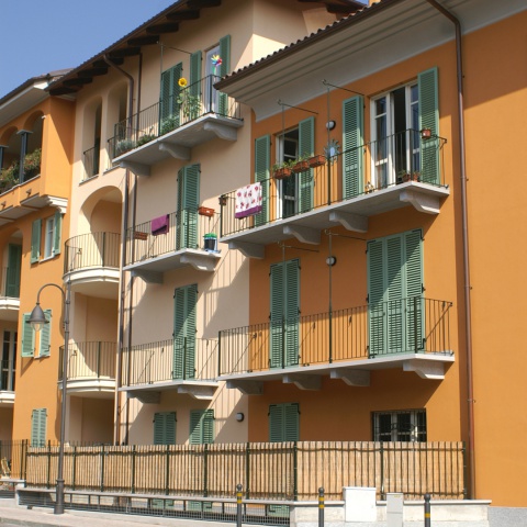 Mimosa Piazza Romanisio - Unità abitative e commerciali