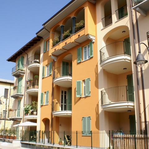 Mimosa Piazza Romanisio - Unità abitative e commerciali